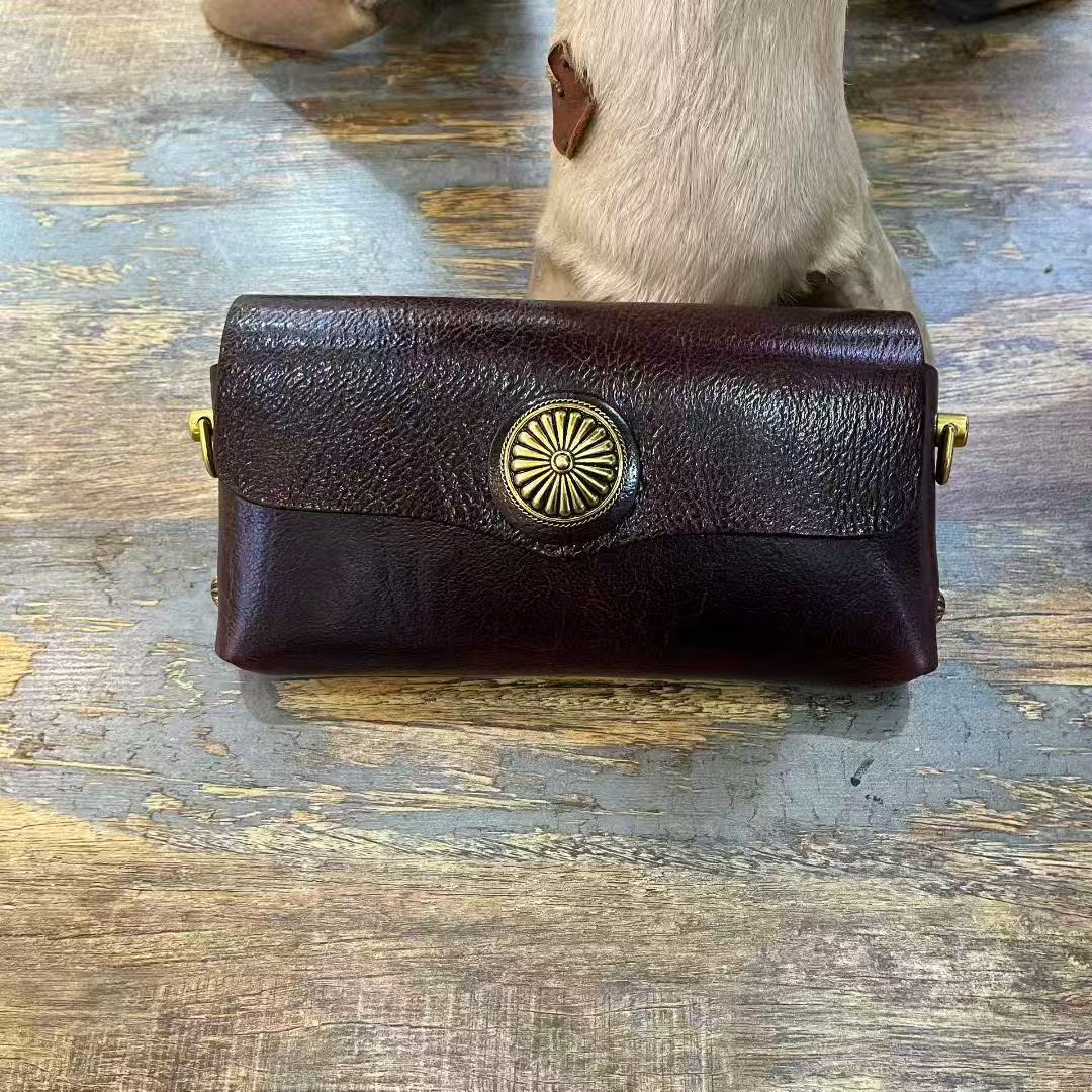 Full Grain Leather Crossbody Bag – Handcrafted Vintage Style